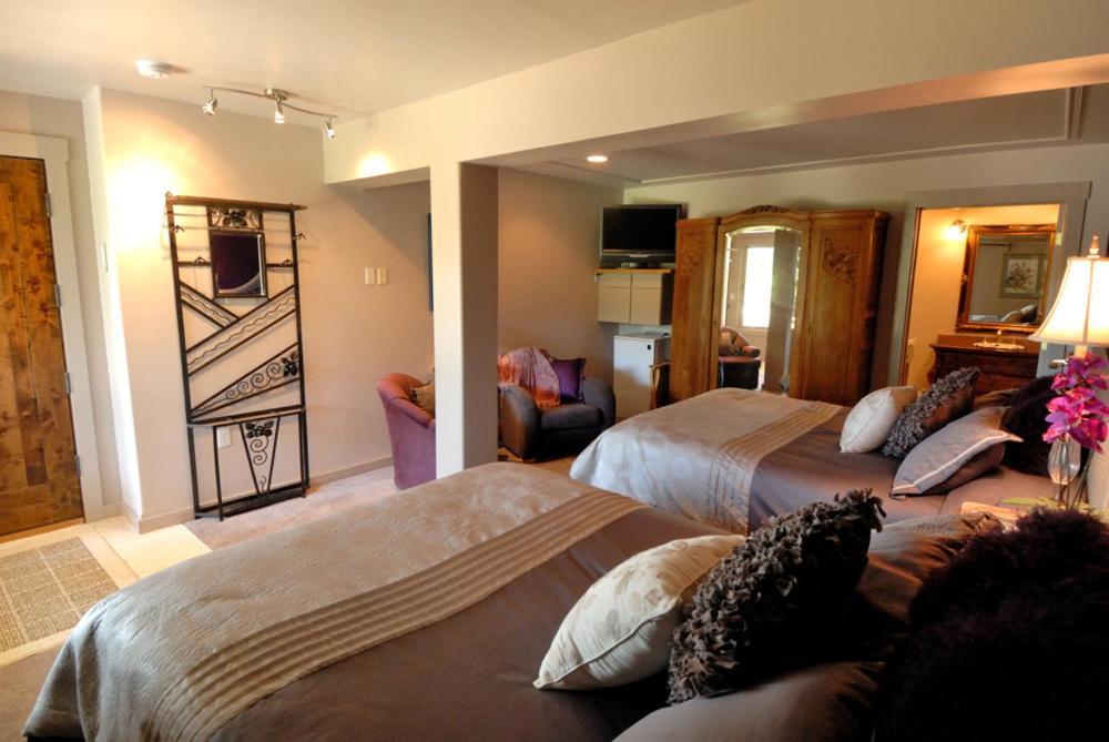 Swan River Inn Bigfork Zimmer foto